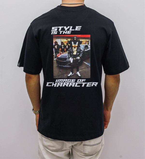 Oversize  ( STYLE IS THE IMAGE OF CHARACTER) CC