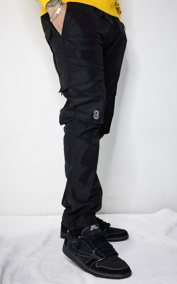 Cargo pants black