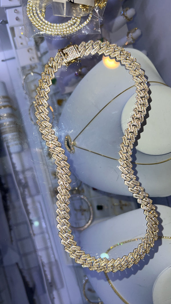 Cuban Frozen baguette 12mm x 22”