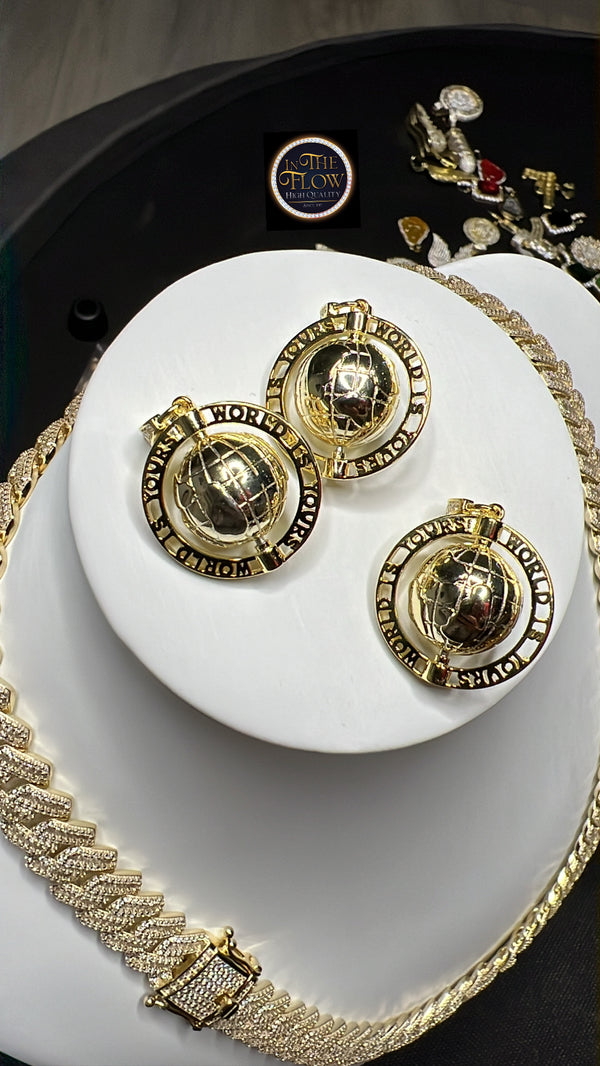 PENDANTS (World Is yours)