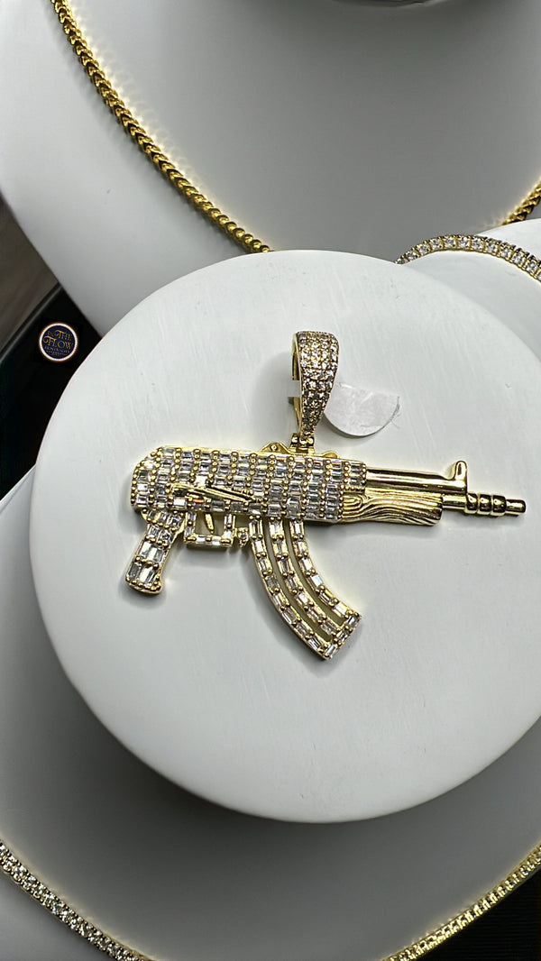 PENDANTS Ak-47 full Diamond