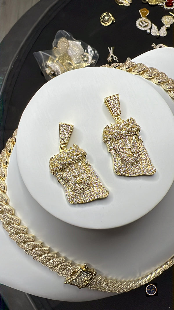 PENDANTS Jesús (Full Diamond)