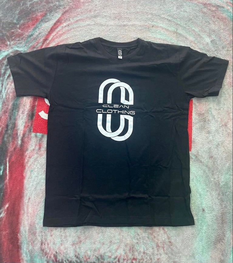Tshirt Black and White Clean Clothing