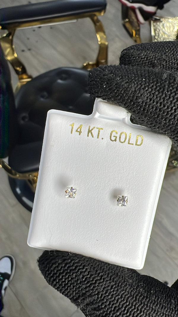 3mm 14kt Diamond (CUADRADA)